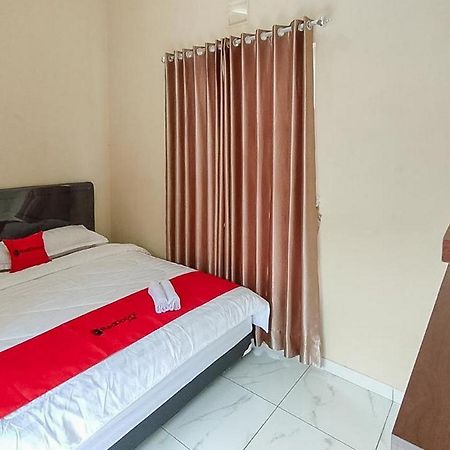 Reddoorz Near Bns Batu Hotel Tlekung Kültér fotó