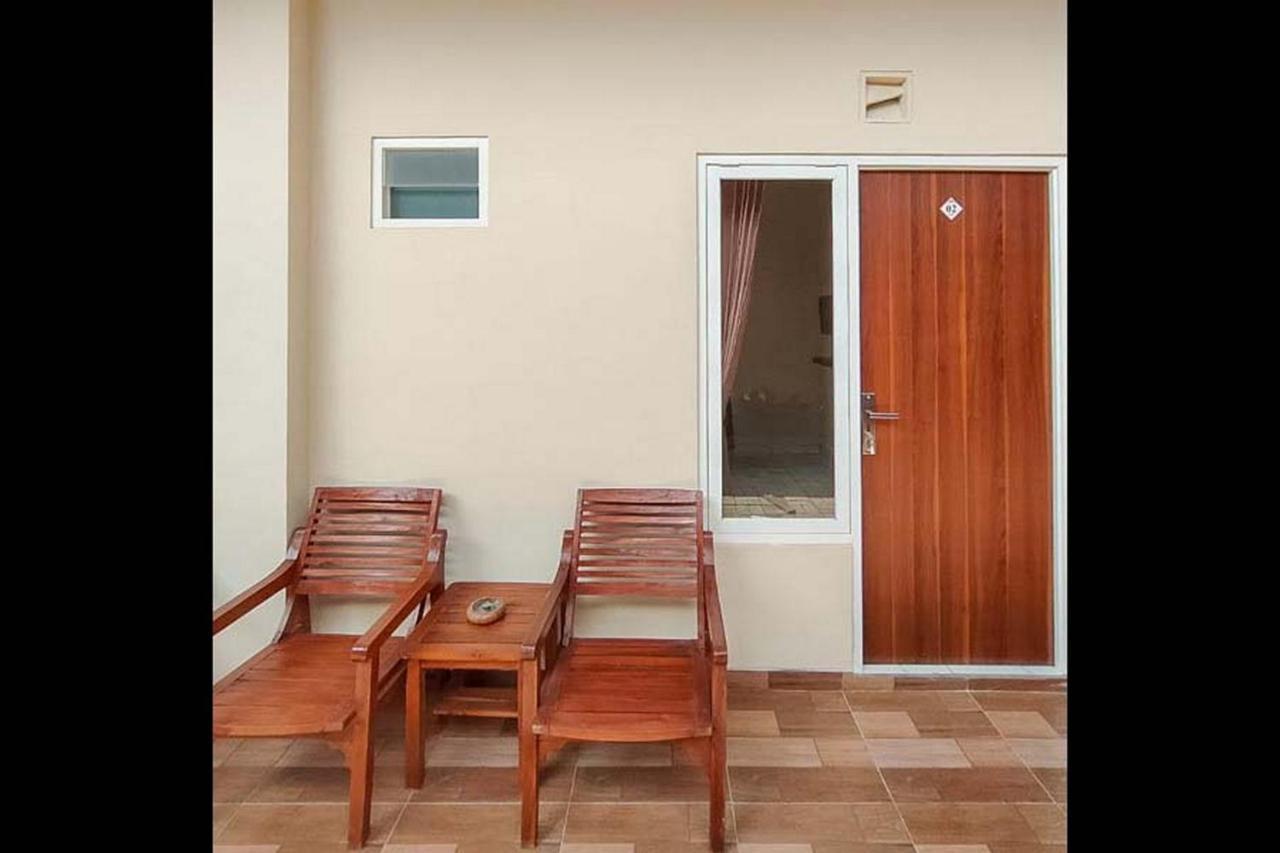 Reddoorz Near Bns Batu Hotel Tlekung Kültér fotó